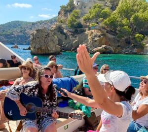 Mehr über den Artikel erfahren Mallorca Katamaran Paradise Tour – 4.10.2025