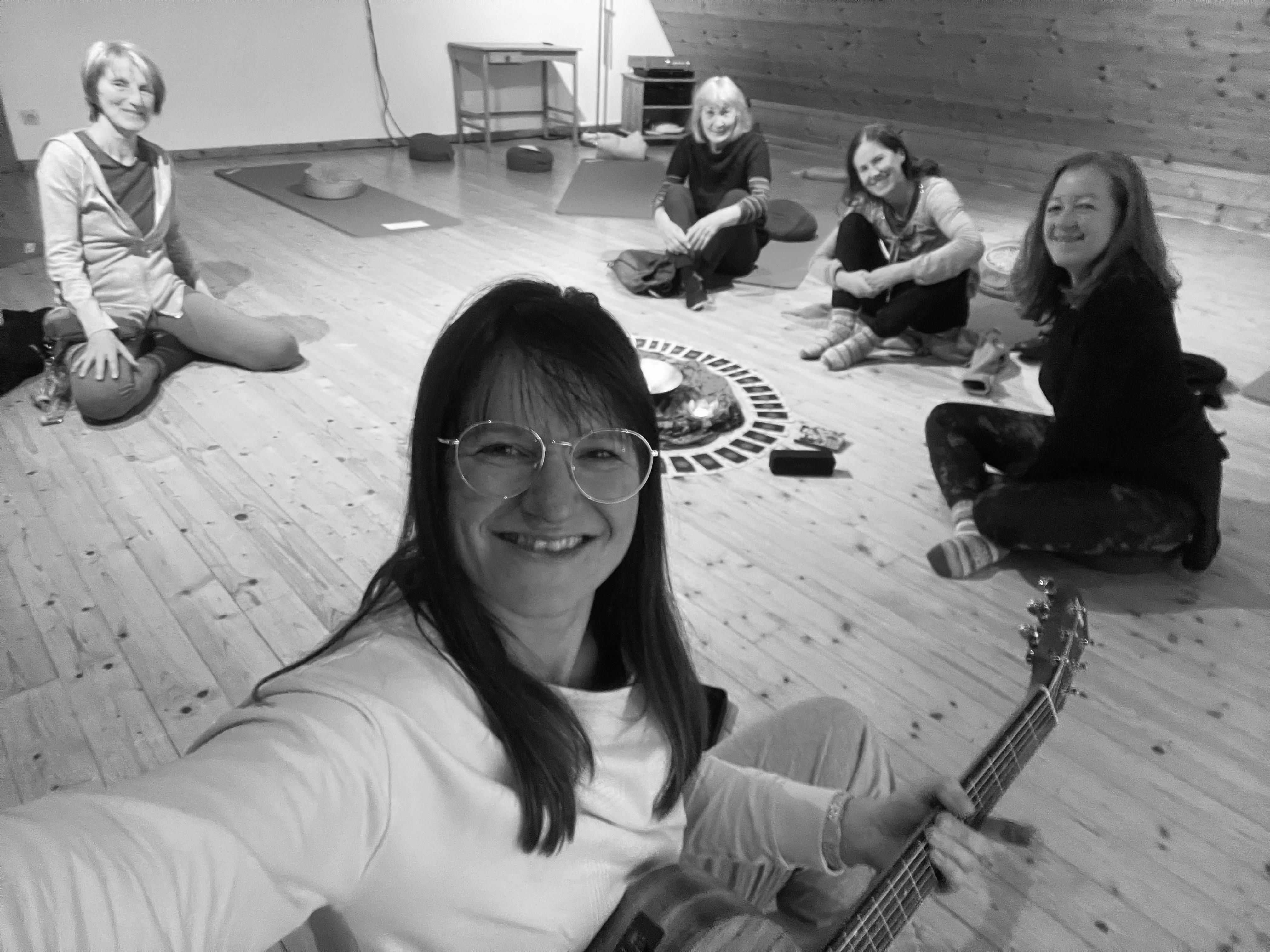 Mehr über den Artikel erfahren Yoga Retreat Tuttlingen Möhringen, Nan Solo – 15.2.2025